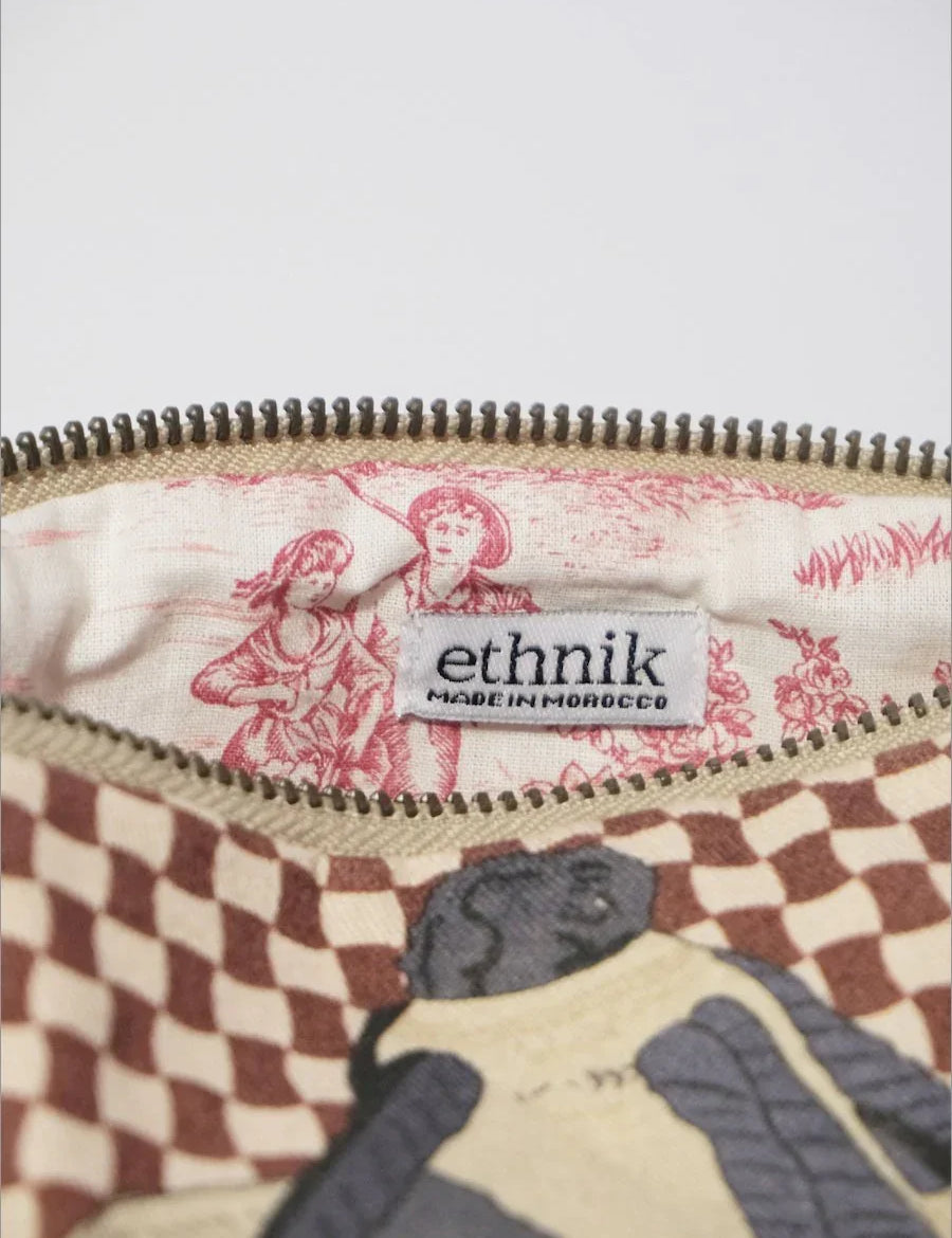 ethnik made in Morocco pouch with checkered pattern and illustrated fabric lining